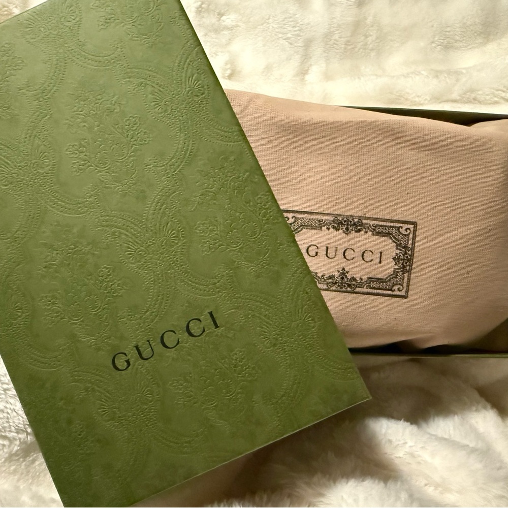 Gucci Matelasse GG Marmont Square Cream Shoulder or Belt Bag - Picture 13 of 13